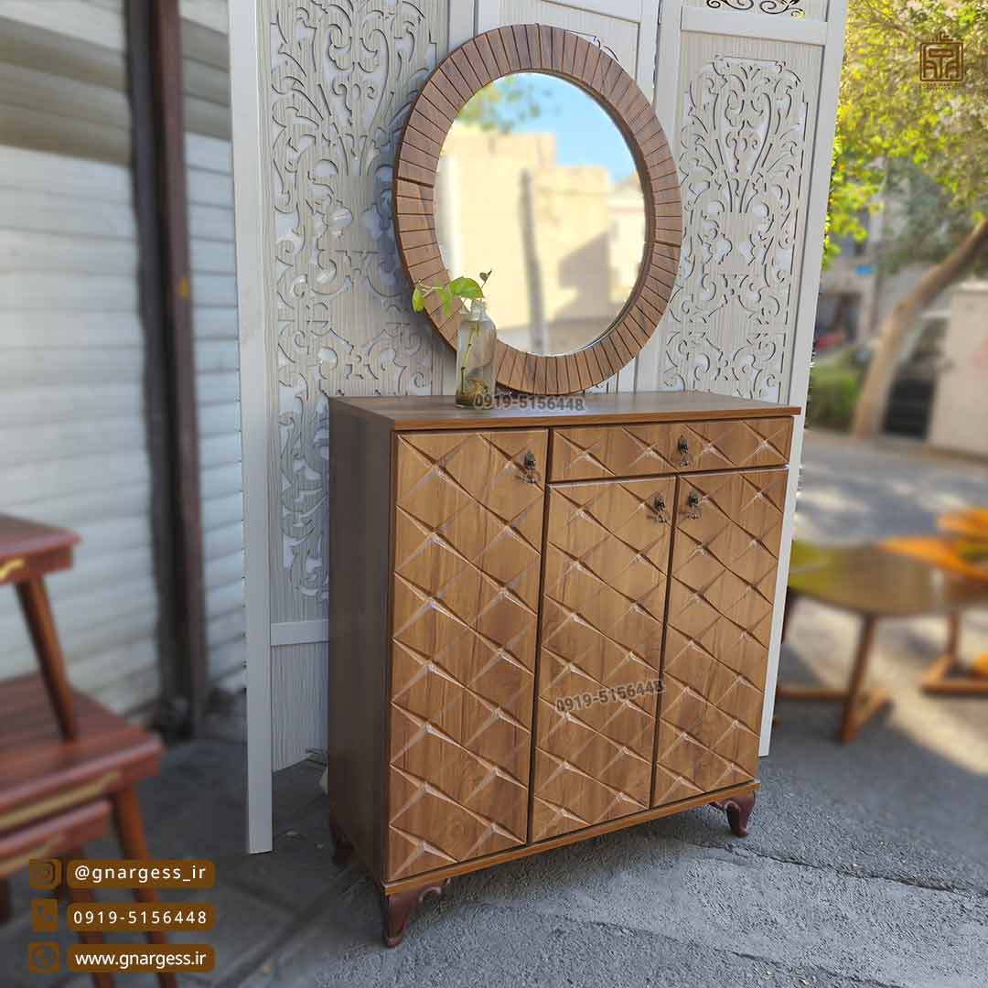 جاکفشی کمدی آینه دار نما وکیوم 3 درب پایه دار جاکفشی کمدی آینه دار نما وکیوم 3 درب پایه دار - Image 1