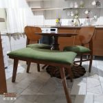 میز ناهار خوری 4 نفره چوبی مینیمال فیلی با پاف همراه