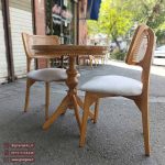 میز ناهارخوری کینگ پشت حصیری با میز عروس چوبی