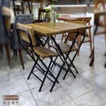 میز ناهارخوری تراس و بالکنی تاشو (کلاف فلز لوله و روی چوب )